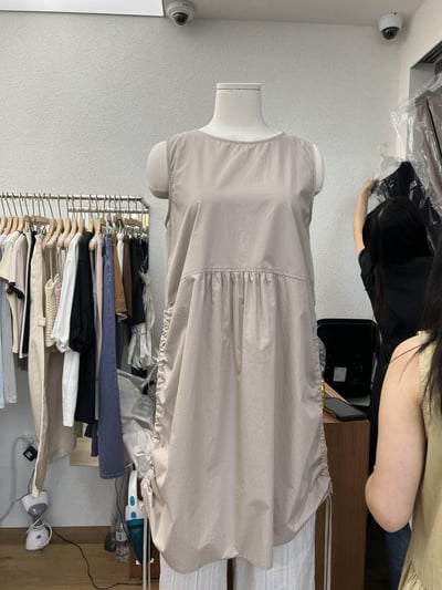 E01 側邊抽繩背心裙1