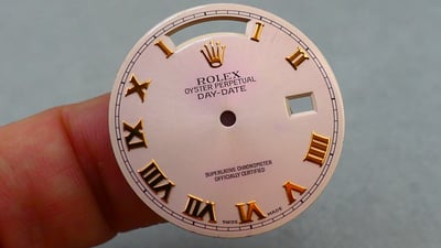 【美好時光】ROLEX勞力士原裝粉紅色面盤Daydate 118235玫瑰金專用1