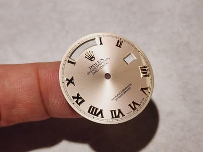 (美好時光）ROLEX勞力士原裝淡粉紅色大羅馬面盤 Daydate 118205玫瑰金專用 （RSC驗不過全額退款）3