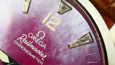 【美好時光】訂價百萬等級少見逸品！OMEGA Railmaster XXL鐵霸貝母面T鑽面1