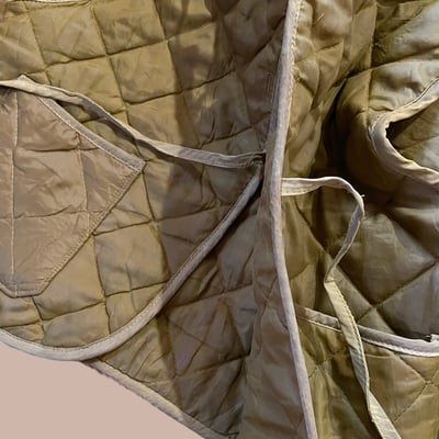 ✿眨眼有電✿ {K0096}  瑕疵特價 liner改製短版綁帶鋪棉背心4