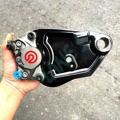 凱旋bobber後卡鉗大螃蟹 bobber後煞車 bobber卡鉗 brembo5