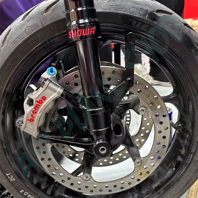 trident660前避震下座 trident660輻射卡鉗下座1