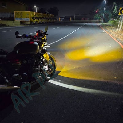 凱旋三色霧燈 新款PIAA重機霧燈7