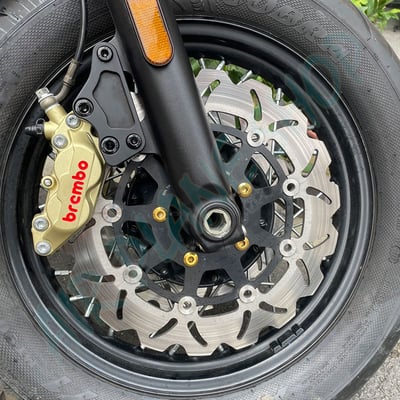 凱旋bobber brembo卡鉗四活塞套件 凱旋t120四活塞卡鉗1