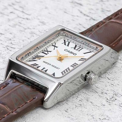 CASIO 卡西歐 復古女錶 方錶 小錶徑 CASIO LTP-V007L1