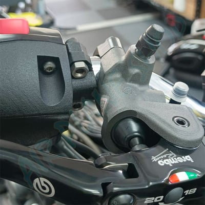 Brembo RCS 19 煞車總泵 bobber t100 t120 直推總泵3