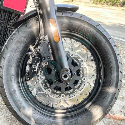 凱旋bobber brembo卡鉗四活塞套件 凱旋t120四活塞卡鉗2