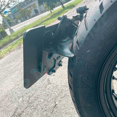 凱旋BOBBER牌架 bobber短土除 triumphbobber 凱旋車牌2