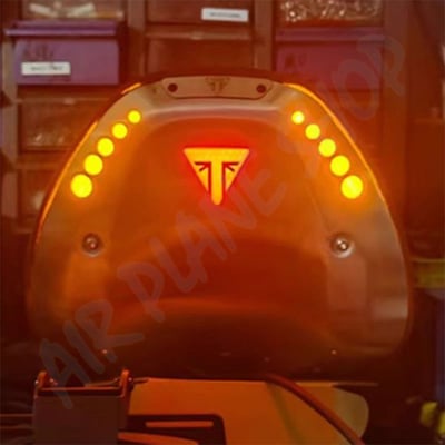 凱旋BOBBER坐墊整合式方向燈2