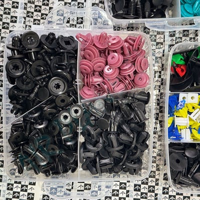 680卡扣塑膠扣 汽車用塑膠扣 汽車配件車用卡扣 用於汽車裝飾 汽車卡扣 門板扣 塑膠螺絲5