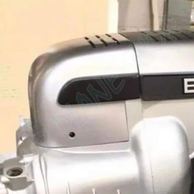 BMW R100 空氣箱 引擎蓋2