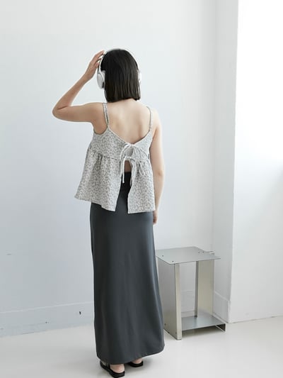 H17 背綁帶小花細肩上衣5