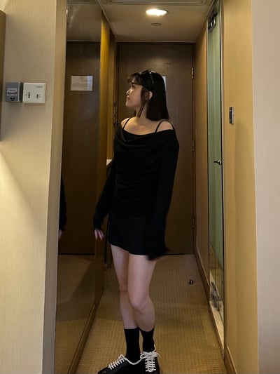 B03 微露肩假兩件上衣4