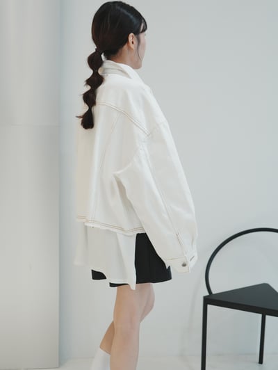 V08 不修邊單寧抽鬚外套5