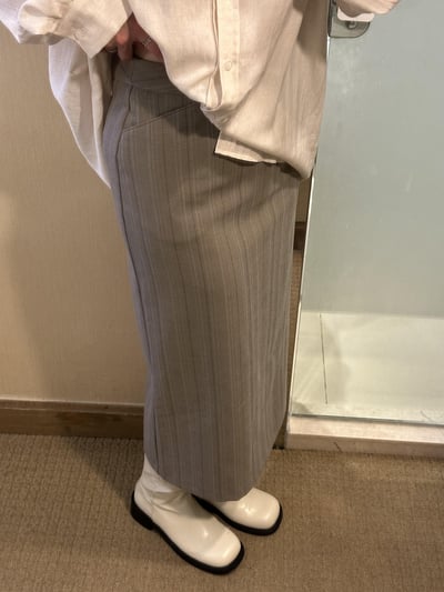 B06 高級感修身直紋裙10