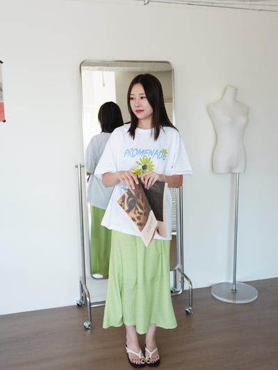 K12 垂墜感碎花半身裙1