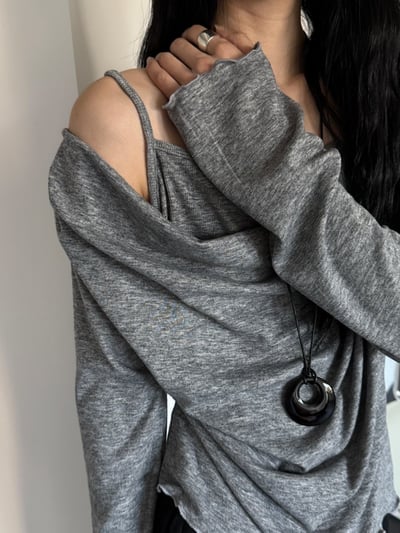 B03 微露肩假兩件上衣8