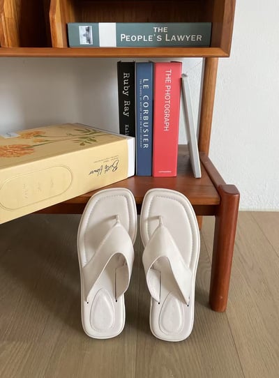 H23 素面單色人字拖鞋7