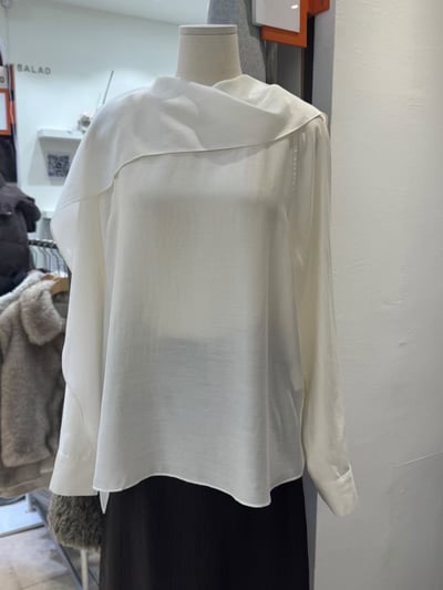 B12 千金氛圍感圍巾領上衣9