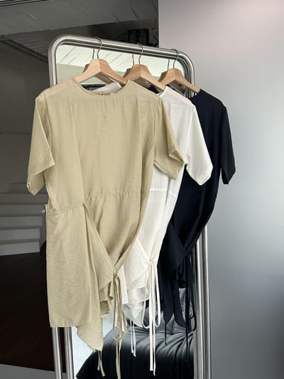 T07 簡約側綁設計上衣1