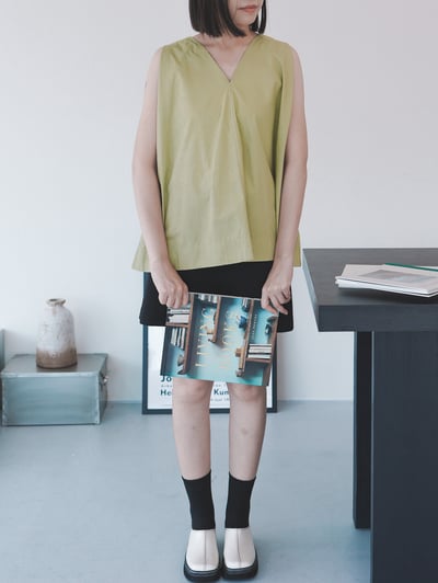 T08 V領美背A字上衣2