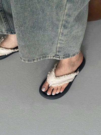 H24 抽鬚人字拖鞋3