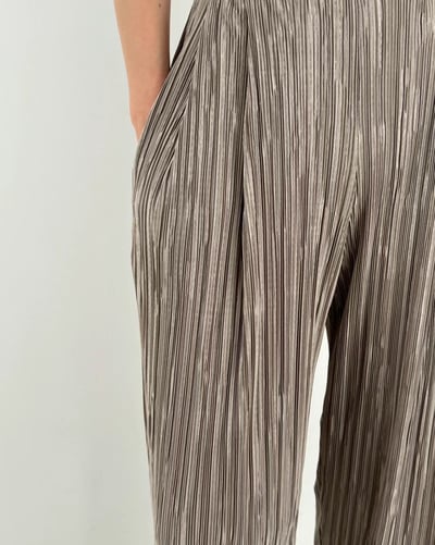 Z10 高級光感立體直紋褲4