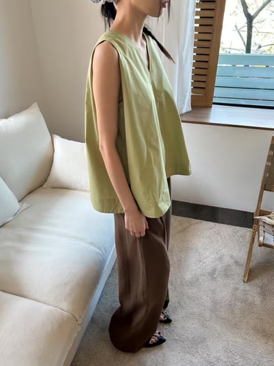 T08 V領美背A字上衣10