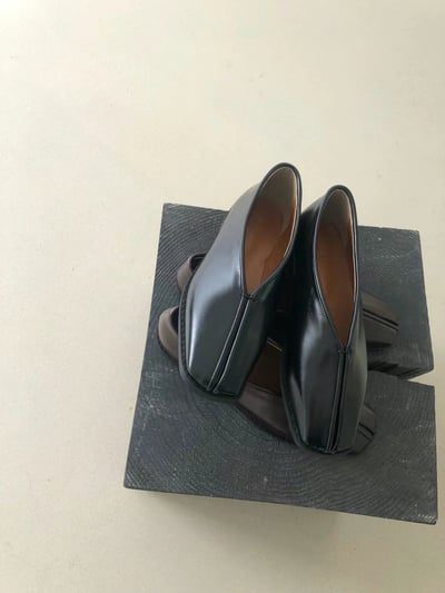 R02 俐落簡約皮直線平底鞋9