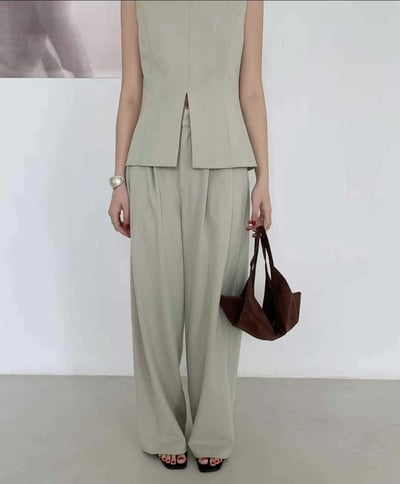 T06 開衩倒V西裝式套裝7