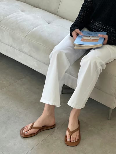 E20 皮革繩結人字拖鞋3