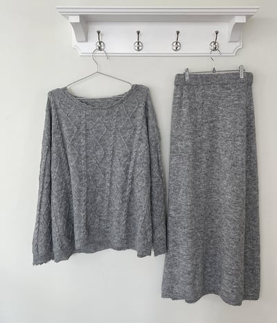 斜肩長版麻花針織衣+鬆緊落地長裙SET8