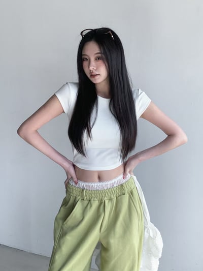 圓領挖背後一字扣帶BRA 彈力T10