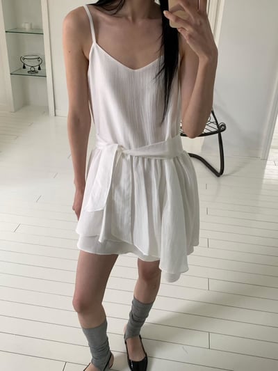 細肩小短洋裝(附綁帶1