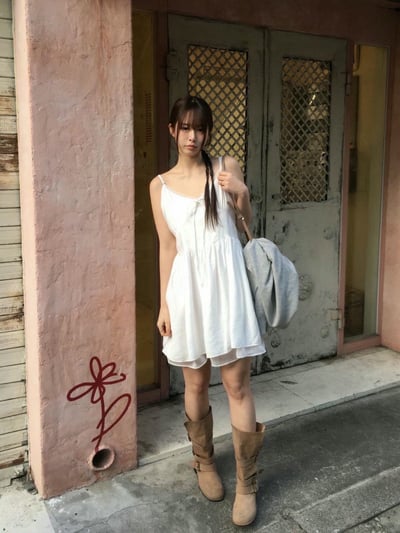 前綁結拼接蕾絲滾邊細肩小短洋5