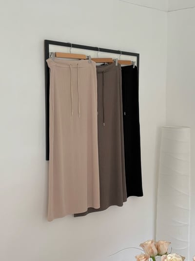 折扣✨高領坑紋短袖上衣＋順身抽繩長裙SET(可拆買）8