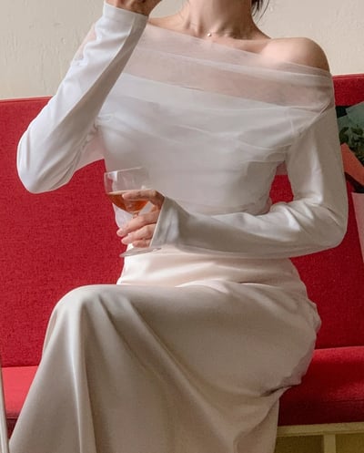 拼接歐根紗側邊抓皺平領上衣11