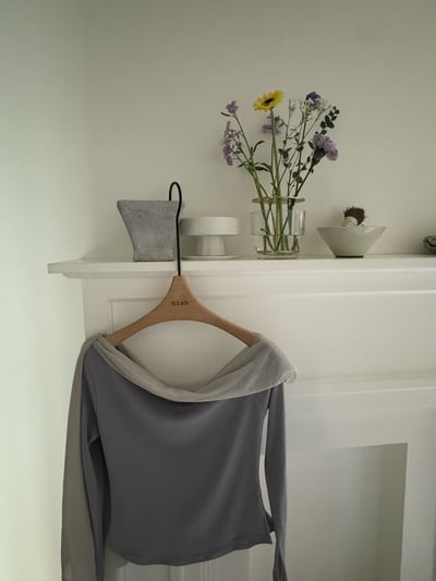 撞色拼接綁結領薄款Ｔ9