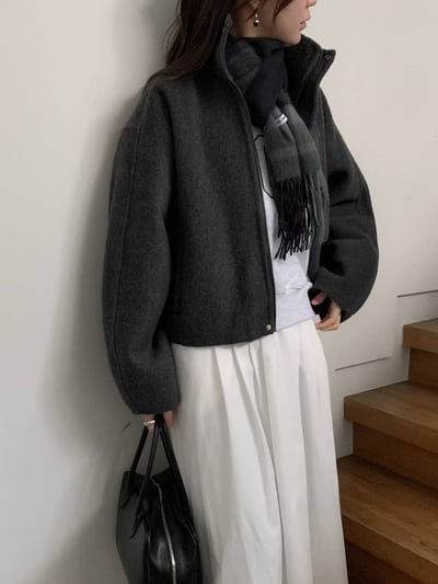 簡約羊毛拉鍊短版夾克（羊毛70％）4