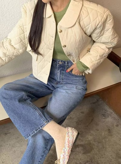 娃娃領菱格紋金釦輕薄羽絨外套12