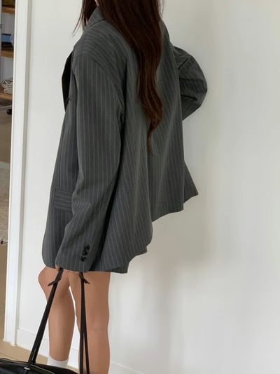 直紋西裝外套＋腰帶不規則短褲裙SET9