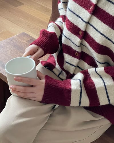 奶油酒紅跳色條紋針織衫7