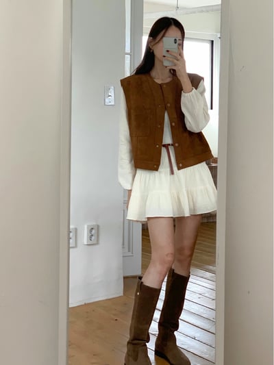 極簡圓領雙口袋麂皮背心11