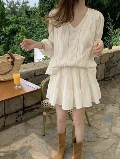 (客訂勿下單）綁結鏤空排釦棉麻上衣+鬆緊小短裙SET5