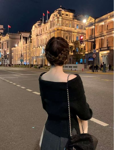 單肩綁結翻領金釦開衩針織衣10