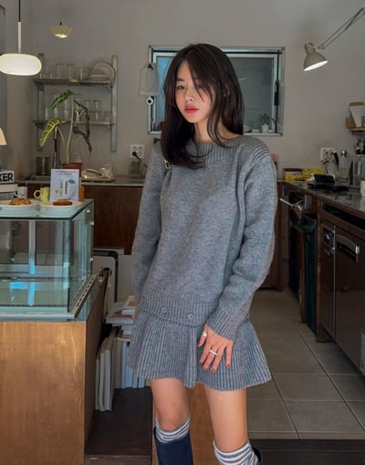 兩穿款！鈕扣針織波浪裙擺短洋8