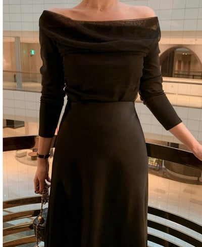 拼接歐根紗側邊抓皺平領上衣6