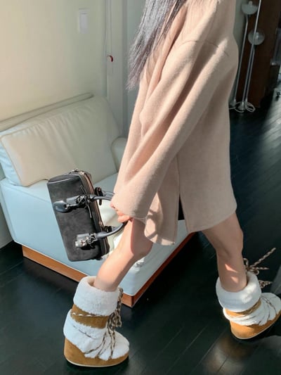 圓領落肩素色魔毛寬鬆上衣9