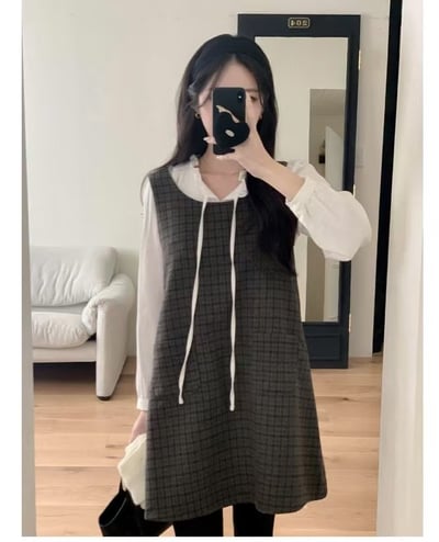 英倫風格紋傘擺磨毛背心短洋5